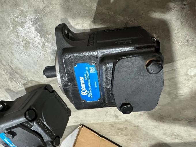 425817.8274 Hydraulic pumps καλμάρ φθάνοντας στοίβακτη Parts 0
