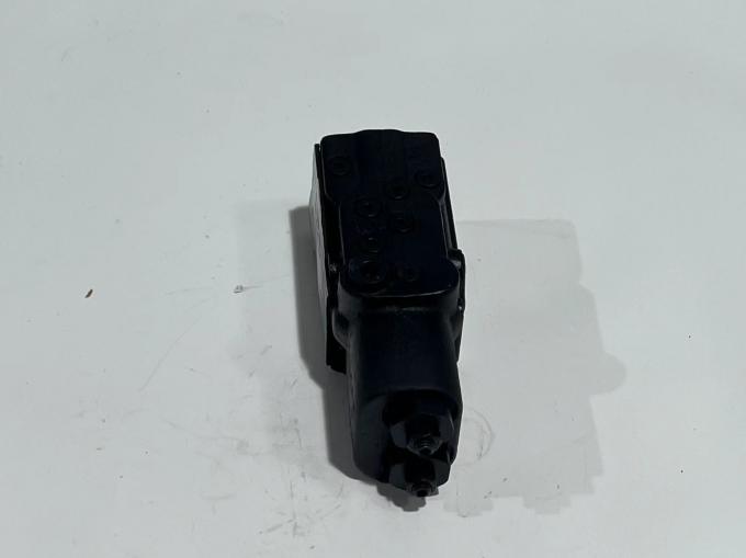 P2075083602N Relief valve λογικός φθάνοντας στοίβακτη Parts 2